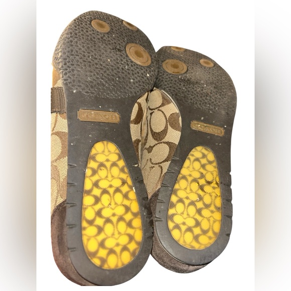 Coach Kyrie Signature Jacquard Sneakers - Khaki/Gold - Women’s Size 7 Authentic - Picture 3 of 6